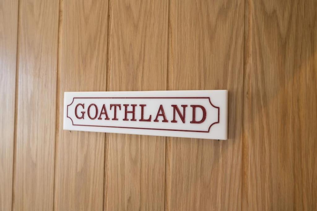 The Lettered Board Apartments Pickering Bagian luar foto